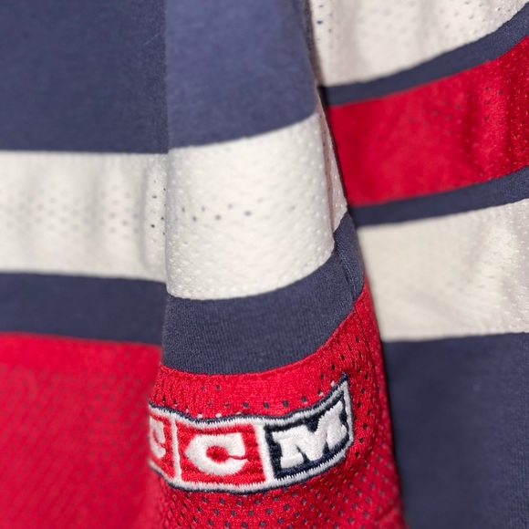 CCM Montreal Canadians Hockey Hoodie for kids Medium 10-12y - Picture 7 of 10